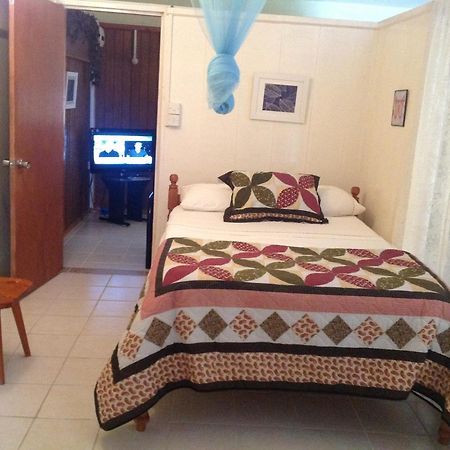 Rainbow Beach Apartments & Rooms Calibishie Kültér fotó